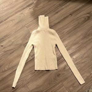 NWT - WHITE / CREAM TIGHT ZARA TURTLENECK - SIZE S - FITS LIKE XS